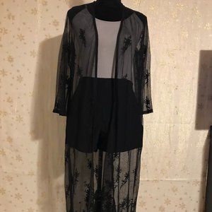 CHARLOTTE RUSSE BLACK LACE CARDIGAN